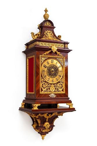 A rare French Napoleon III gilt brass mounted bracket clock, Planchon à Paris, circa 1880.